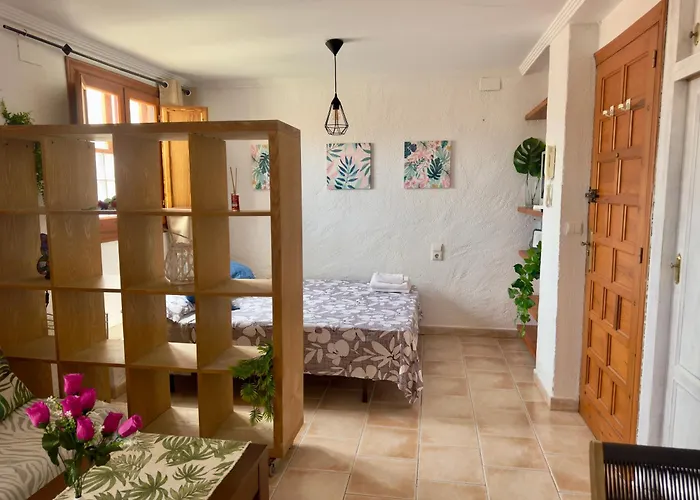 Estudio En El Castillo De *